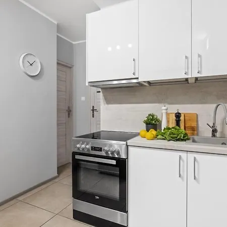 W Stylowym Apartamencie Apartment *